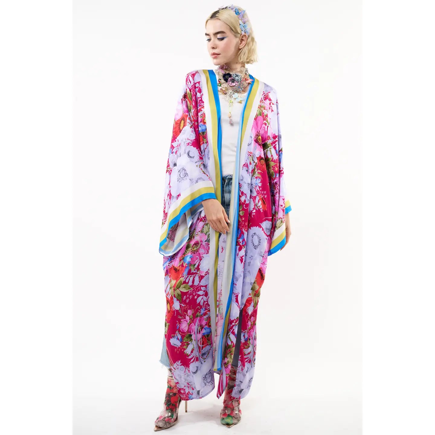 
Floral kimono   
Maxi kimono
Printed kimono
Women's kimono   
Bold kimono
Contrast stripe kimono
Raspberry floral kimono
Long floral kimono
Open front kimono    Adventurous kimono
Statement kimono   
Floral print kimono    Raspberry kimono
Dark pink kimono
Maxi length kimono   
Side pocket kimono   
Side slit kimono   
Casual kimono   
Resort wear
Vacation outfit
Bohemian style kimono 
Fashion kimono
Stylish kimono
Bold raspberry floral print maxi kimono with contrast stripes
Adventurous womens long kimono