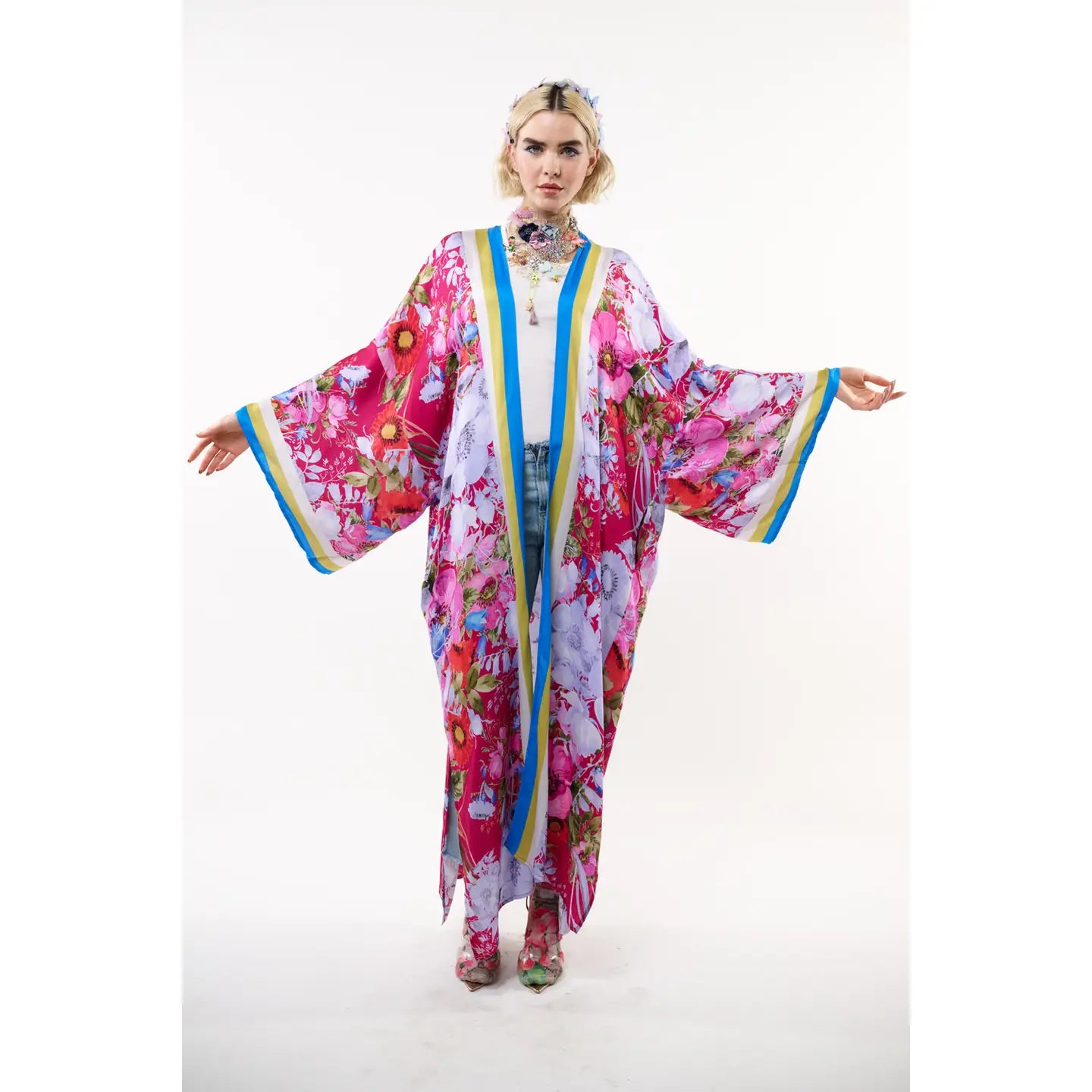 
Floral kimono   
Maxi kimono
Printed kimono
Women's kimono   
Bold kimono
Contrast stripe kimono
Raspberry floral kimono
Long floral kimono
Open front kimono    Adventurous kimono
Statement kimono   
Floral print kimono    Raspberry kimono
Dark pink kimono
Maxi length kimono   
Side pocket kimono   
Side slit kimono   
Casual kimono   
Resort wear
Vacation outfit
Bohemian style kimono 
Fashion kimono
Stylish kimono
Bold raspberry floral print maxi kimono with contrast stripes
Adventurous womens long kimono