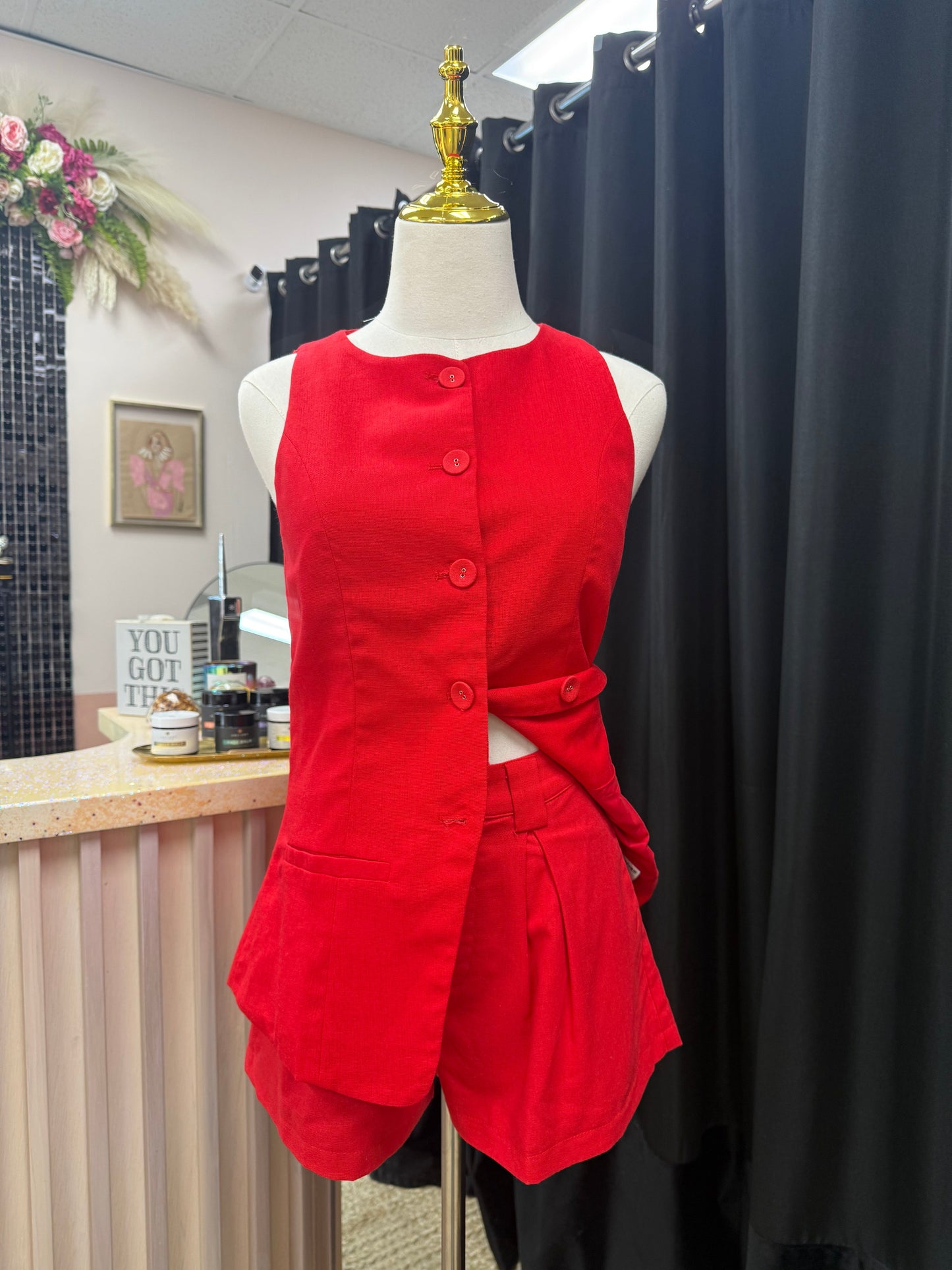 Dorothy Sleeveless Linen Vest Aureum