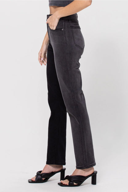 Two tone jeans   
High rise straight leg jeans   
Dark wash black jeans   
Women's straight leg jeans   
Casual high rise jeans   
Dual panel jeans   
Varying wash jeans   
Color block jeans (if the two tones are distinct)
Fresh look jeans
Bold design jeans
Unique wash jeans
High rise fit jeans   
Straight leg fit jeans   
Cotton blend jeans (94% Cotton 4% Elasterel 2% Spandex)   
Stretch straight leg jeans
Denim two tone jeans   
Dark wash and black jeans   
Two tone dark and black jeans   
5 pocket jeans 
